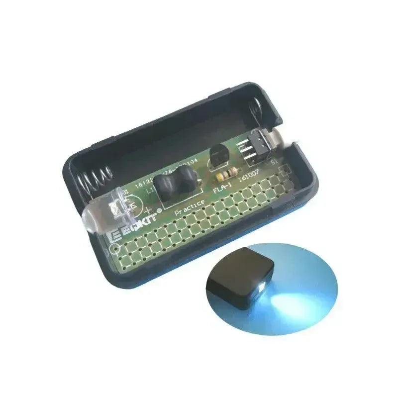 DIY Jednoduchá baterka FLA-1 sada pro začátečníky