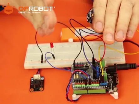 DFRobot: Early Adopter of Open Source Hardware - OpenELAB