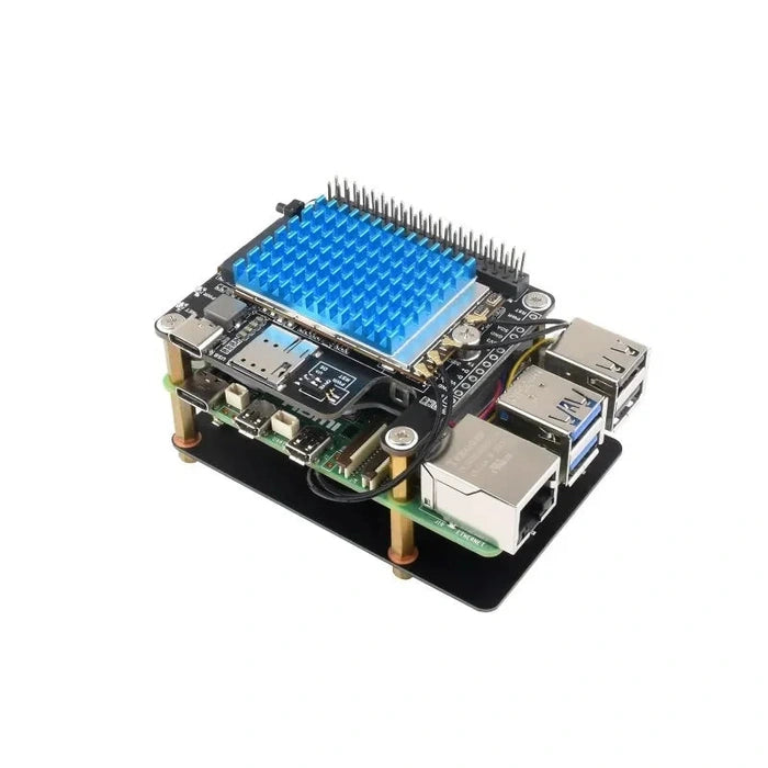 Waveshare PCIe to SIMCom/Quectel 5G/4G/3G HAT for Raspberry Pi 5 RM520N-GL white background product image